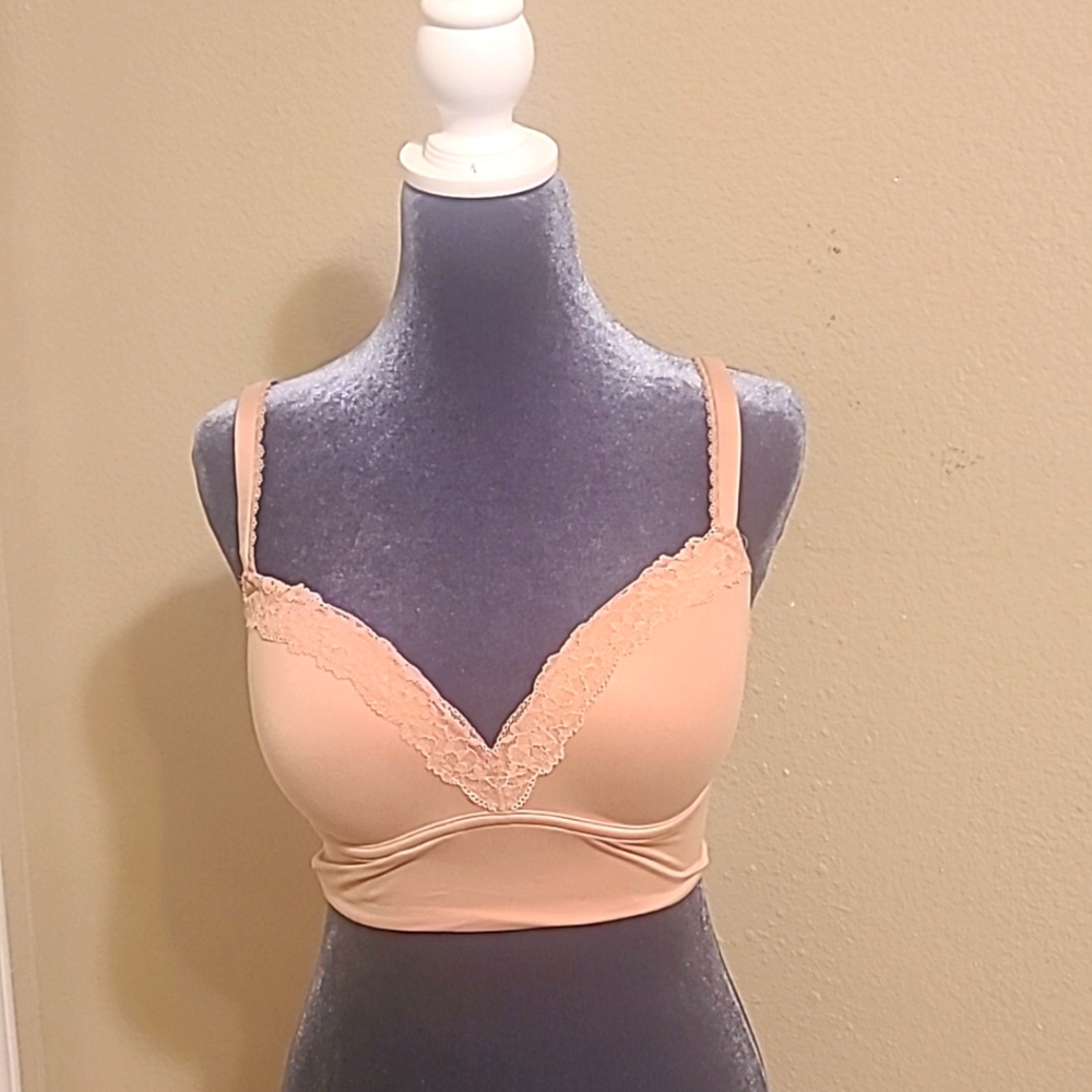 Victoria Secret 32DD Pull Over Bra with Adjustable Straps